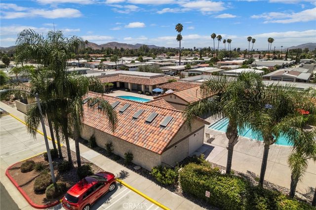 1670 Santa Susana, Hemet, CA 92543