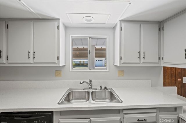 1670 Santa Susana, Hemet, CA 92543