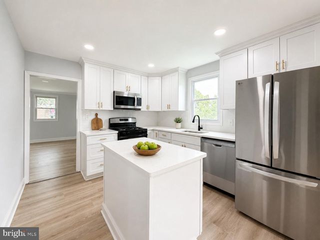 7430 SCHOOL LN, Dundalk, MD 21222