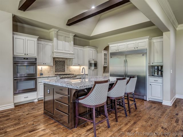 5902 E 110th Place, Tulsa, OK 74137