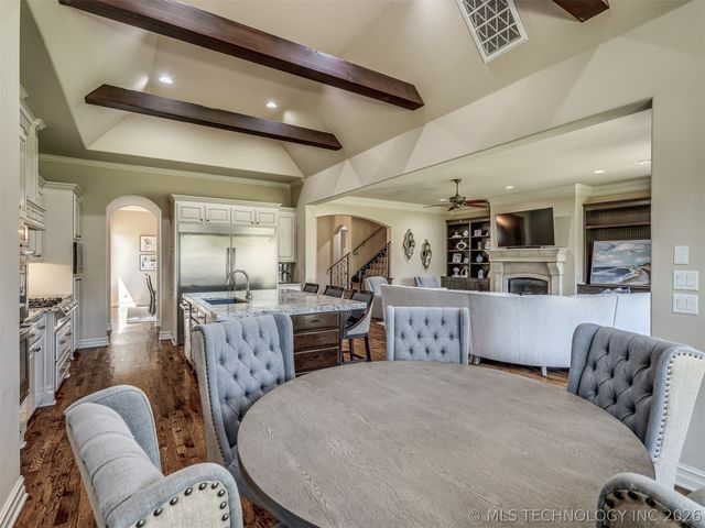 5902 E 110th Place, Tulsa, OK 74137