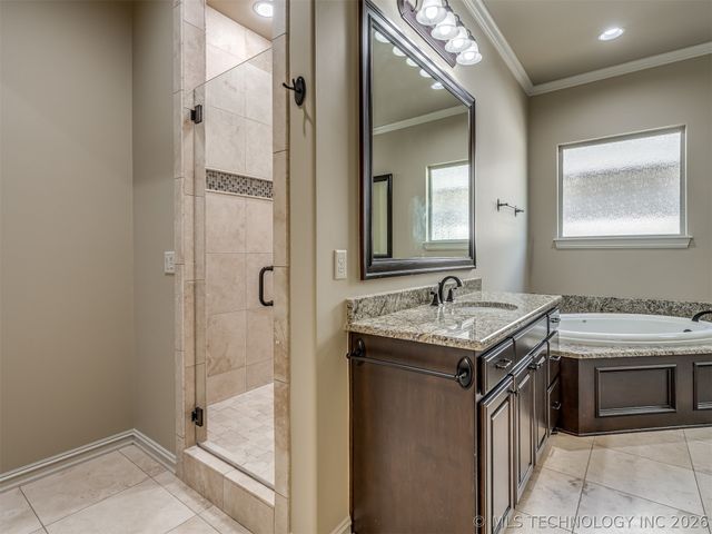 5902 E 110th Place, Tulsa, OK 74137