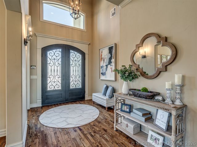 5902 E 110th Place, Tulsa, OK 74137