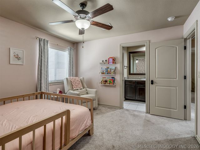 5902 E 110th Place, Tulsa, OK 74137