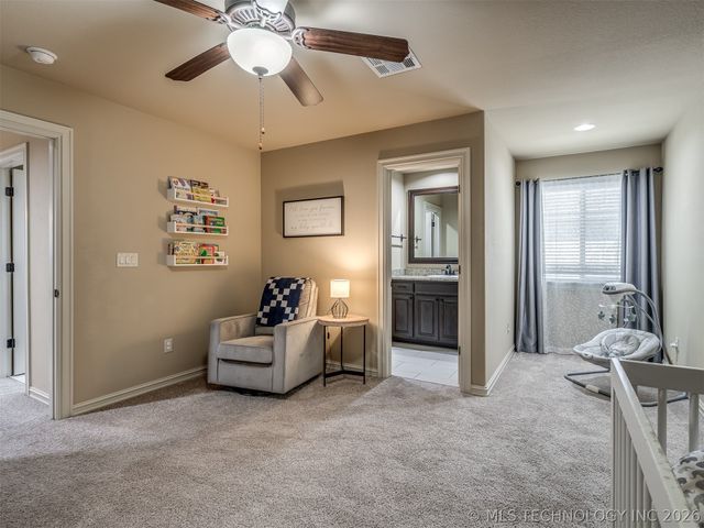 5902 E 110th Place, Tulsa, OK 74137