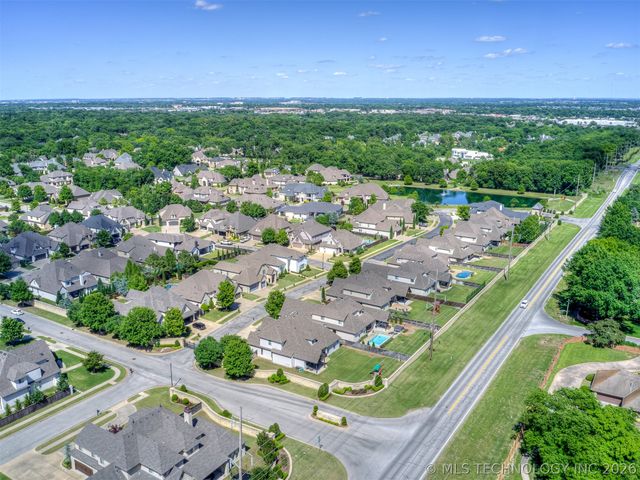 5902 E 110th Place, Tulsa, OK 74137