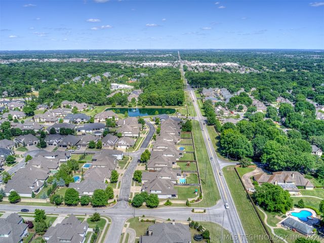 5902 E 110th Place, Tulsa, OK 74137