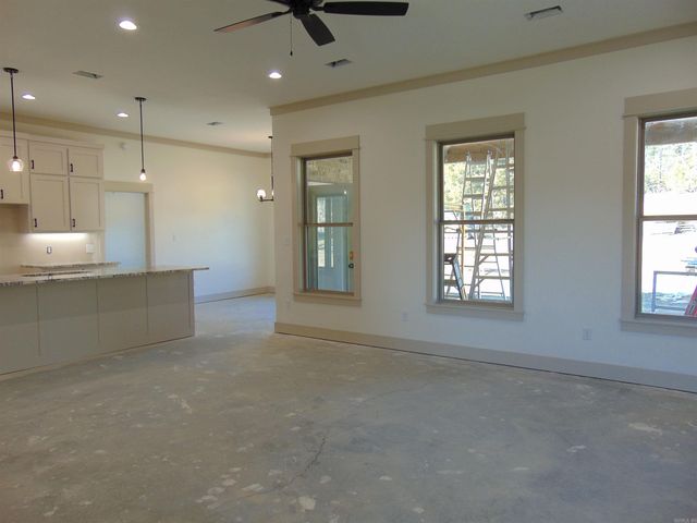 49 Ridge View Street, Vilonia, AR 72173