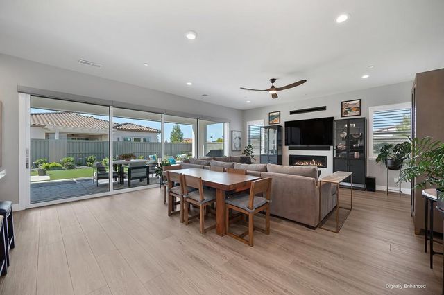 3585 Clubhouse Pkwy, Folsom, CA 95630