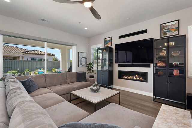 3585 Clubhouse Pkwy, Folsom, CA 95630