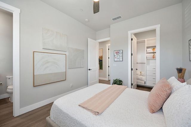 3585 Clubhouse Pkwy, Folsom, CA 95630