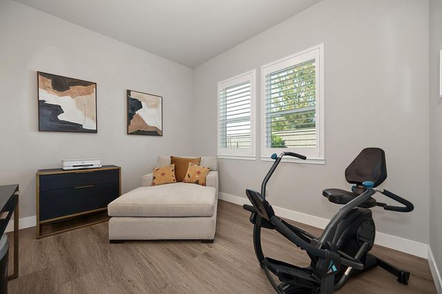 3585 Clubhouse Pkwy, Folsom, CA 95630