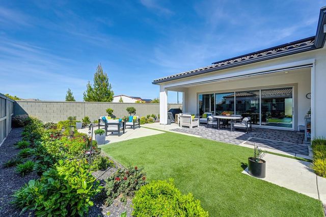 3585 Clubhouse Pkwy, Folsom, CA 95630