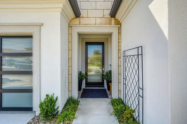 3585 Clubhouse Pkwy, Folsom, CA 95630