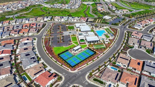 3585 Clubhouse Pkwy, Folsom, CA 95630