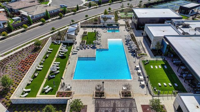 3585 Clubhouse Pkwy, Folsom, CA 95630