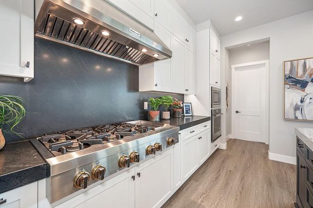 3585 Clubhouse Pkwy, Folsom, CA 95630