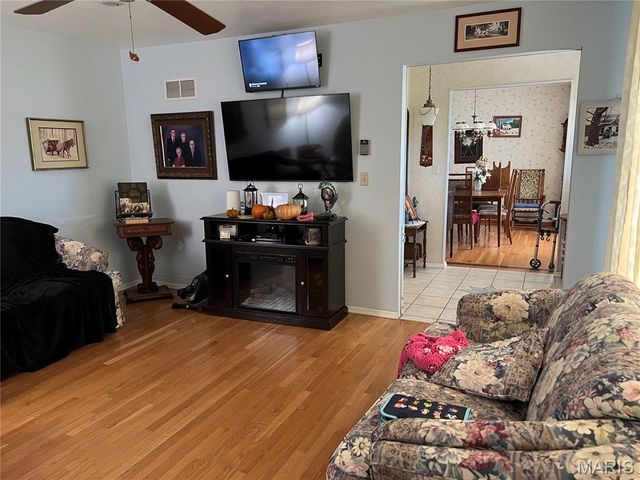 1631 Dunaway Road, Festus, MO 63028