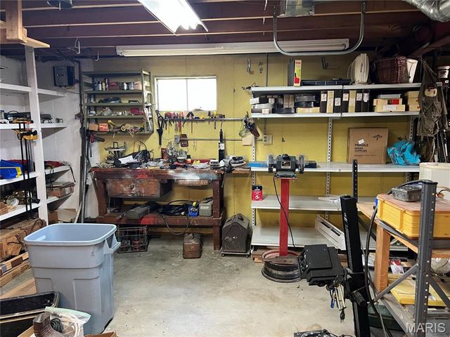1631 Dunaway Road, Festus, MO 63028
