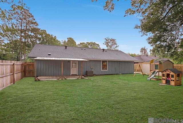 29901 Magnolia Dr, Walker, LA 70785