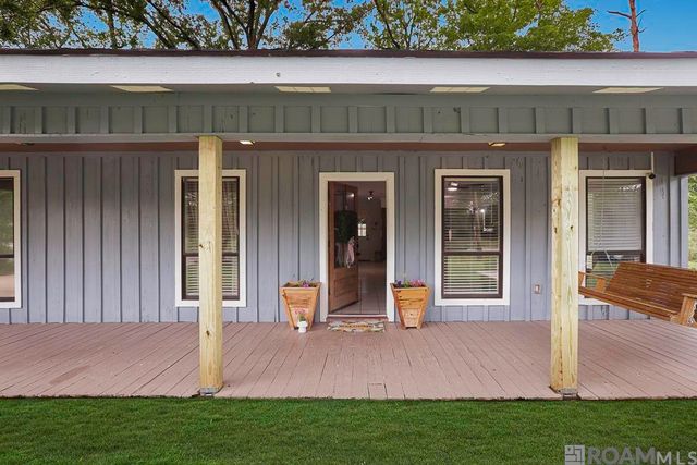 29901 Magnolia Dr, Walker, LA 70785