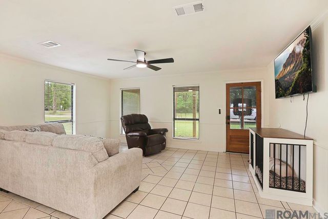 29901 Magnolia Dr, Walker, LA 70785