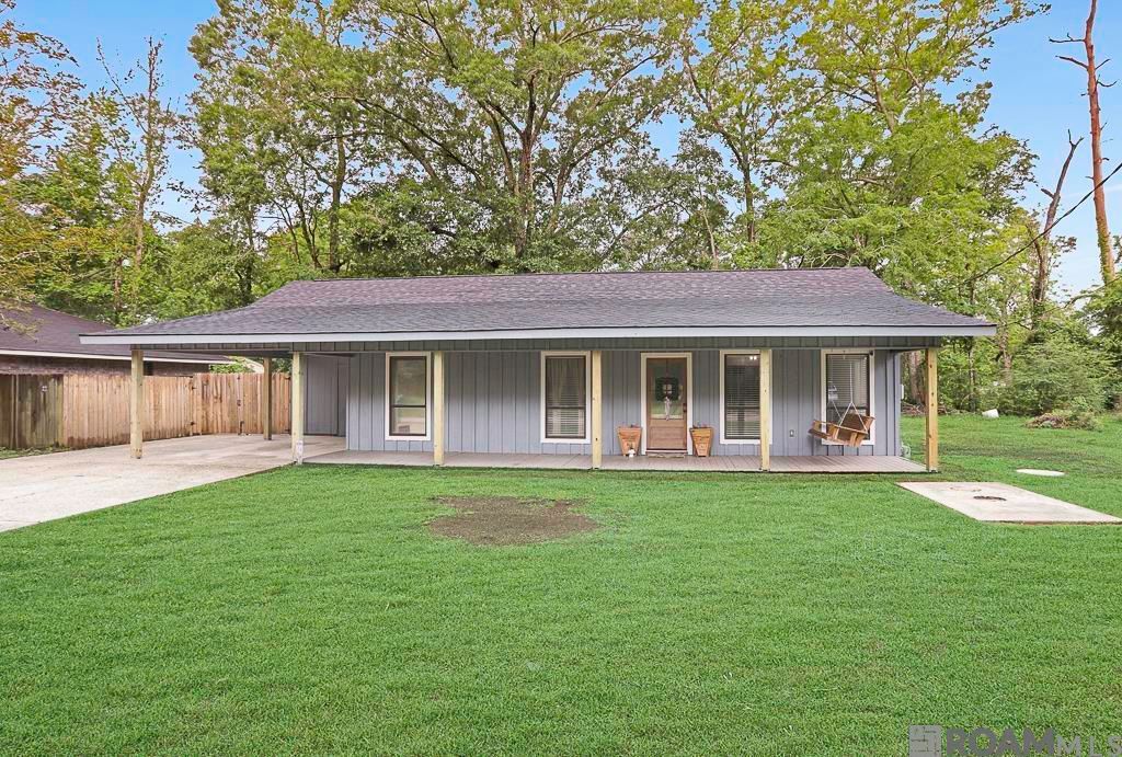 29901 Magnolia Dr, Walker, LA 70785