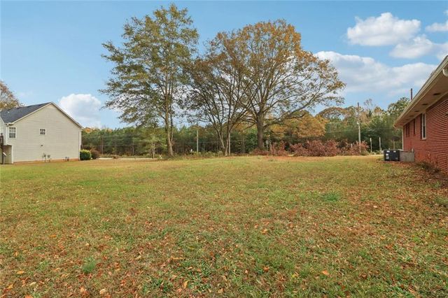 5735 Burnt Hickory Road, Powder Springs, GA 30127