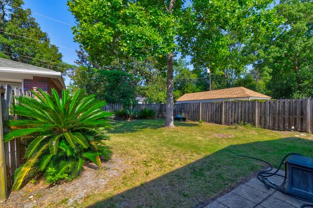 4813 Park Place, North Charleston, SC 29405