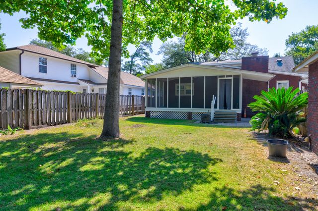 4813 Park Place, North Charleston, SC 29405