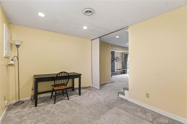 9111 W 116 Terrace, Overland Park, KS 66210