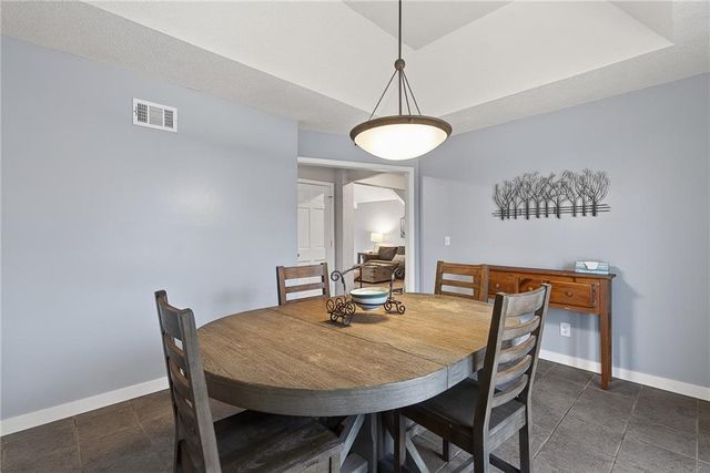 9111 W 116 Terrace, Overland Park, KS 66210