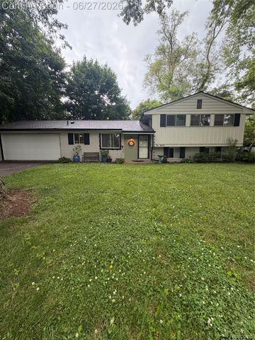 29191 Bannockburn Street, Farmington Hills, MI 48334