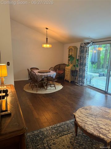 29191 Bannockburn Street, Farmington Hills, MI 48334