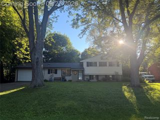 29191 Bannockburn Street, Farmington Hills, MI 48334
