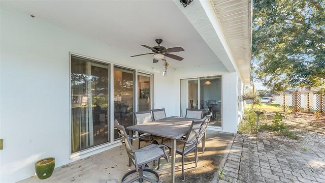 8 WHITE HURST LANE, Palm Coast, FL 32164