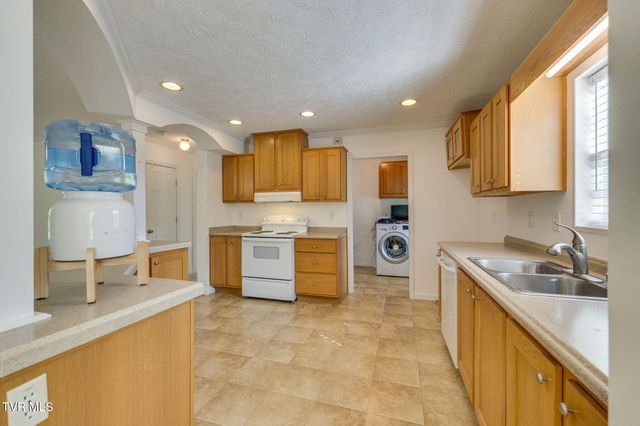 108 Richards Road, Rogersville, TN 37857