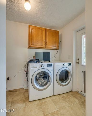 108 Richards Road, Rogersville, TN 37857