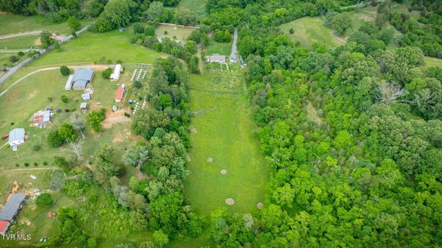 108 Richards Road, Rogersville, TN 37857