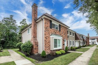 40 Wellington Court, Amherst, NY 14221