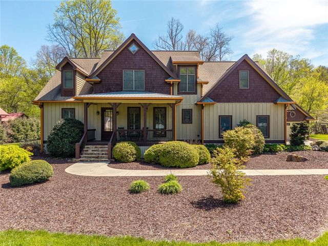 2171 Big Pine Drive, Hiawassee, GA 30546