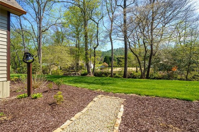 2171 Big Pine Drive, Hiawassee, GA 30546