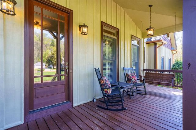 2171 Big Pine Drive, Hiawassee, GA 30546