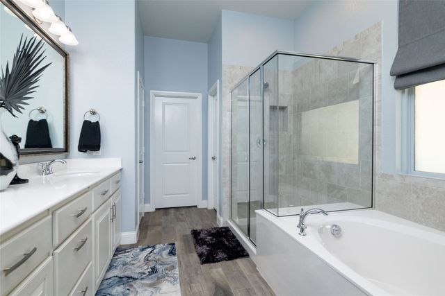 4008 Knollbrook Lane, Fort Worth, TX 76137
