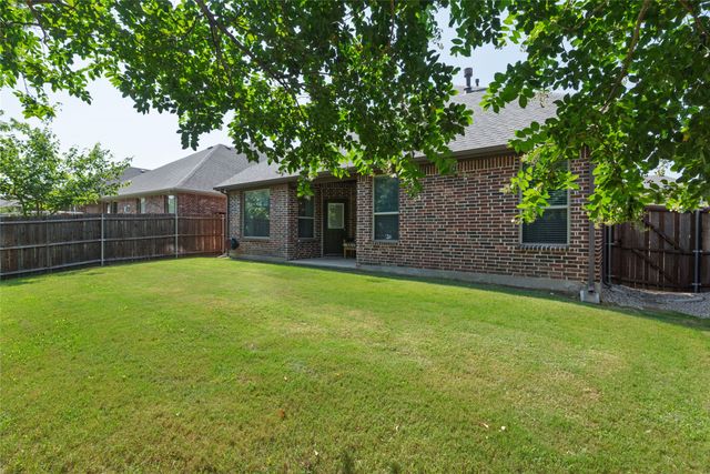4008 Knollbrook Lane, Fort Worth, TX 76137