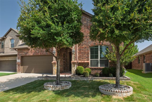 4008 Knollbrook Lane, Fort Worth, TX 76137