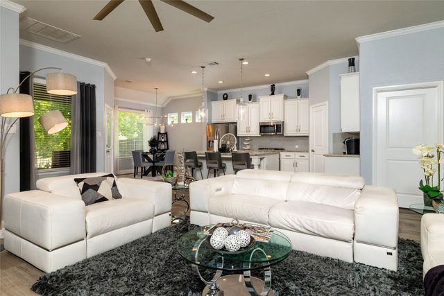 4008 Knollbrook Lane, Fort Worth, TX 76137