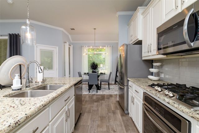 4008 Knollbrook Lane, Fort Worth, TX 76137