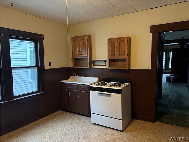 208 Stevenson Street, Buffalo, NY 14210