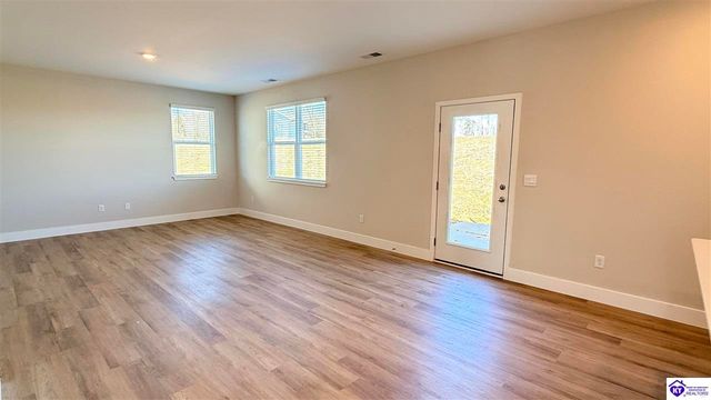 196 Shoemaker Lane, Elizabethtown, KY 42701